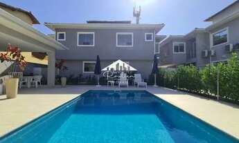 Imagem: À venda casa em condomínio com 3 suítes