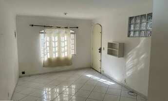 Imagem 4: Sobrado em rua sem saída, próximo a USP, condução e comércio