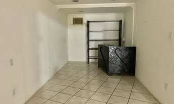 Imagem: Loja na galeria MR na Glória