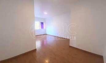 Imagem 2: Apartamento para venda tem 85 metros quadrados com 2 quartos em Tijuca - Rio de Janeiro