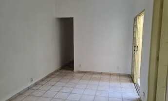 Imagem 2: Alugo ótima casa com 2 quartos, 2 banheiros, em Del Castilho