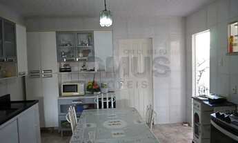 Imagem: Casa com 3 Quartos, 1 Banheiro e 1 Vaga