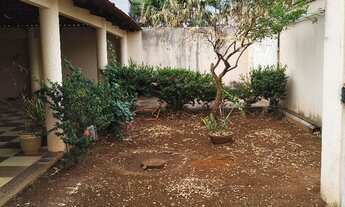 Imagem 4: Casa em quadra central