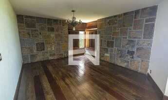 Imagem 6: Casa à Venda - Bandeirantes, 4 Quartos, 469 m2