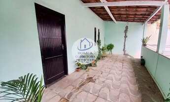 Imagem 3: Casa para Venda em Itapuã, Casa 2 Quartos (1 Suíte), 1º Andar, Livre, Espaçosa no Km 17