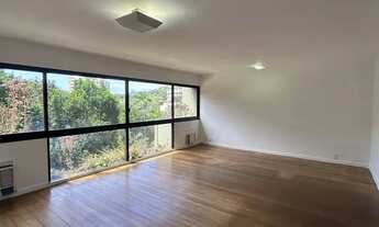 Imagem 3: Sala, banheiro, 4 quartos (sendo 1 suíte e 1 closet), cozinha com área de dependência comp