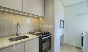 Imagem 2: Foxter vende excelente apartamento mobiliado, com 58m², 2 quartos, sendo 1 suíte, 2 vaga d