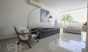 Imagem: Casa à venda em Três Figueiras com 305