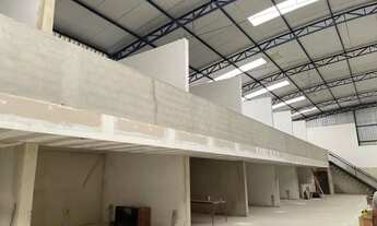 Imagem 5: Galpão Industrial para Aluguel - Amplo e com estrutura ideal
