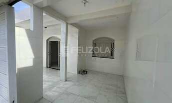 Imagem 4: Casa em Condomínio para aluguel no Dezoito do Forte- sendo 3/4, sala, 1 suíte, 1 wc social