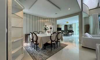 Imagem 3: Casa de Alto Padrão em Jurerê Internacional