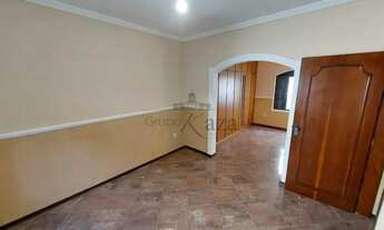 Imagem 7: Casa Sobrado - Bosque dos Eucaliptos - 5 Dormitórios - 325m²