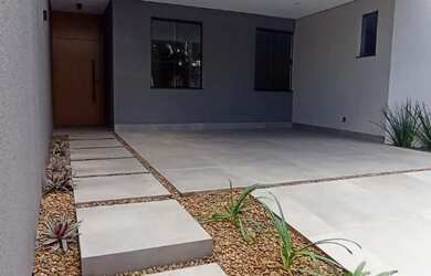 Imagem 4: Casa NOVA alto padrão, 3 quartos, 2 vagas paralelas e espaço livre! IMPERDÍVEL!