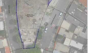 Imagem: Terreno de Esquina a uma quadra da Avenida