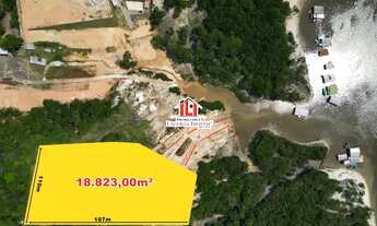 Imagem 4: Terreno no Tarumã as margens do Rio medindo 18.823,00m² Com 2 galpões medindo 50x50= 2.500