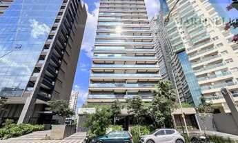 Imagem 2: Apartamento à Venda em Pinheiros SP, 130m², 3 Suítes, 4 Banheiros