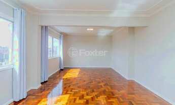 Imagem 3: Imóvel para venda tem 136 metros quadrados com 3 quartos em Azenha - Porto Alegre - RS