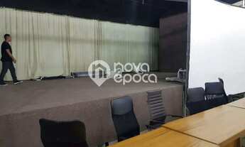 Imagem 6: Estácio Galpão / depósito com 5 vagas na garagem