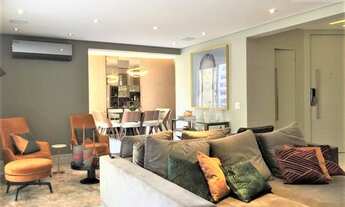 Imagem 4: Vendo apartamento de alto padrão, piso de mármore Carrara, três suítes, varanda e três va