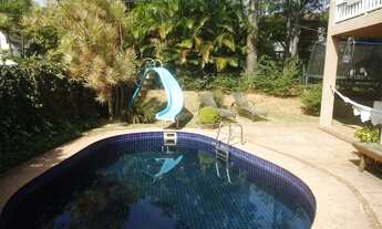 Imagem 2: Casa para venda e locação com três suítes e quatro vagas de garagem, Santana de Parnaíba