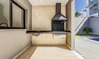 Imagem 5: Casa para venda com 242m², 3 suítes, 2 vagas e piscina no Residencial Burle Marx em Alphav