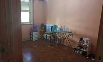 Imagem 7: 3 quartos Rua Constante Ramos proximidades