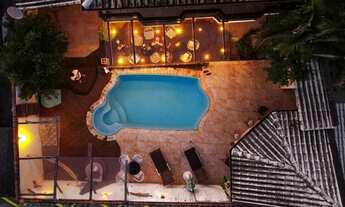 Imagem 7: Casa com quatro quartos e piscina à venda no Rio Tavares