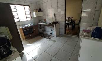 Imagem 7: Casa para venda com 152 metros quadrados com 2 quartos em Jardim Colorado - Goiânia - GO