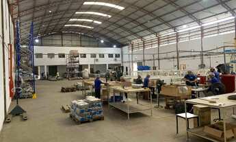 Imagem: Galpão / Prédio industrial/comercial (colado