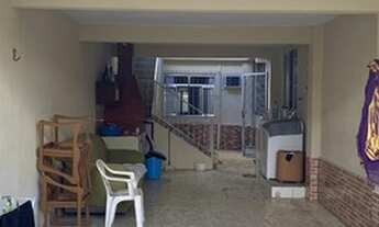 Imagem 4: Imóvel com 2 casas no mesmo terreno no bairro Caioaba-NIguaçu. Garagem coberta p 2 carros