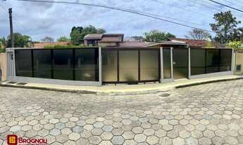 Imagem 2: Casa com piscina nos Ingleses