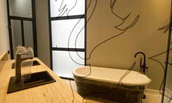 Imagem 7: Casa Térrea Alto Padrão - Arquitetura Moderna - 04 Suítes - Garagem 08 Carros com Elevador