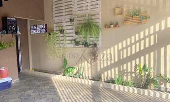 Imagem: Casa Térrea, meio lote a venda 2 quartos