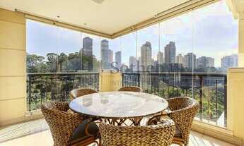 Imagem 7: Amplo apartamento com vista skyline para o Parque Burle Marx