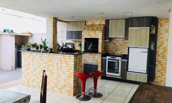 Imagem: Sobrado para venda no bairro Saguaçu