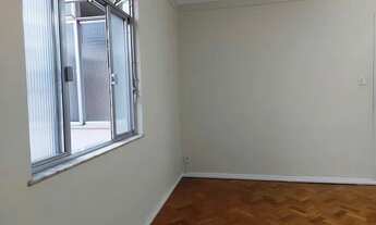 Imagem 4: Apartamento para aluguel com 86 metros quadrados com 2 quartos em Urca - Rio de Janeiro