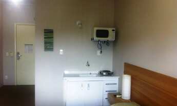 Imagem 2: Flat em Moema ao lado do metrô- 1 dormitório! Oportunidade!