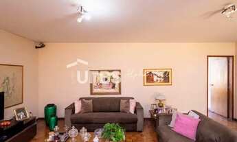 Imagem 5: Casa para venda possui 292 metros quadrados com 4 quartos em Setor Marista - Goiânia - GO