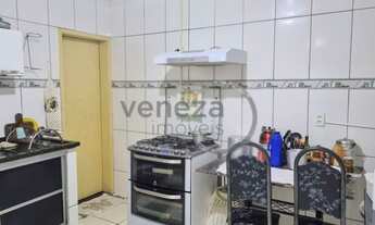 Imagem 5: Casa Residencial com 2 quartos à venda por R$ 350000.00, 143.00 m2 - SEMIRAMIS BARROS BRAG