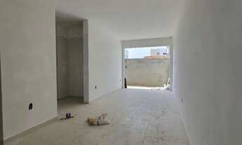 Imagem 4: Térreo com área externa GRANDE, 2qtos na região do José Américo