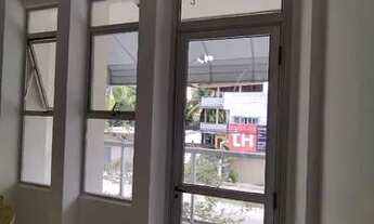 Imagem 7: Apartamento em Itapuã, 2 quartos mais dependência