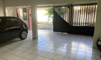 Imagem 2: Casa para Venda em Natal, Lagoa Nova, 5 dormitórios, 1 suíte, 3 banheiros