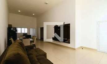 Imagem 2: Casa para Aluguel - Gramadão , 3 Quartos, 202 m2