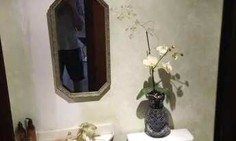 Imagem 5: Ótimo Apartamento de 200 m2! Um apartamento por andar, mega espaçoso com 4 quartos, sendo