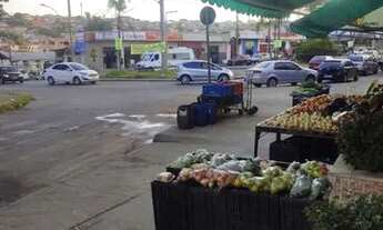 Imagem 6: Casa em Santa Maria Contagem, 2 quartos. Vários comércios, onibos na porta
