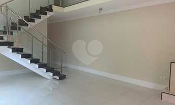 Imagem 4: Sobrado com 252 m², 3 quartos, 4 vagas e piscina, no Horto Florestal!!!
