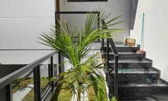 Imagem: Sobrado com 3 Quartos e 2 banheiros à Venda