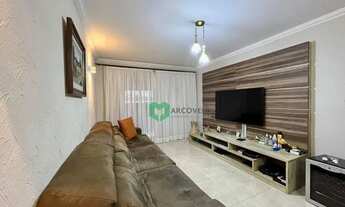 Imagem: Casa com 6 dormitórios à venda, 150 m²