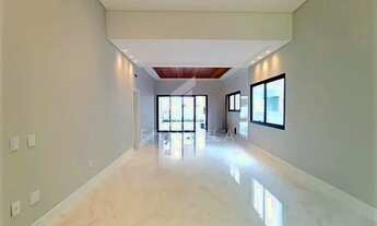 Imagem 5: Casa com 3 dormitórios, 1 suíte no bairro Pedra Branca em Palhoça/SC