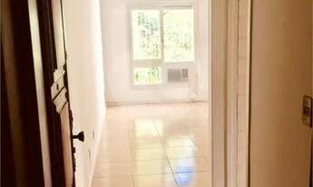 Imagem 2: Apartamento 2 dormitórios com vaga junto a Praça da ENCOL